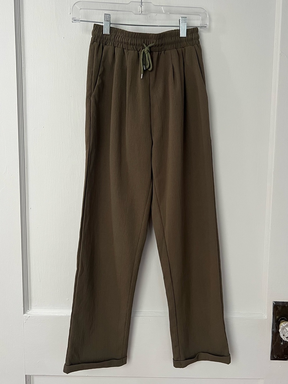 SHEIN Olive Drawstring Relaxed Sweatpants